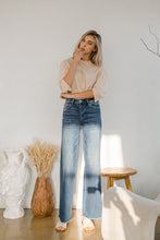 Load image into Gallery viewer, Landry Jeans

